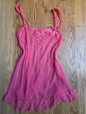 Vintage Y2K Victoria's Secret 100% Silk Sheer Coral Babydoll Chemise